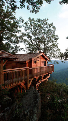 © Primland Resort, Baumhaus / Virginia Tourism Corporation